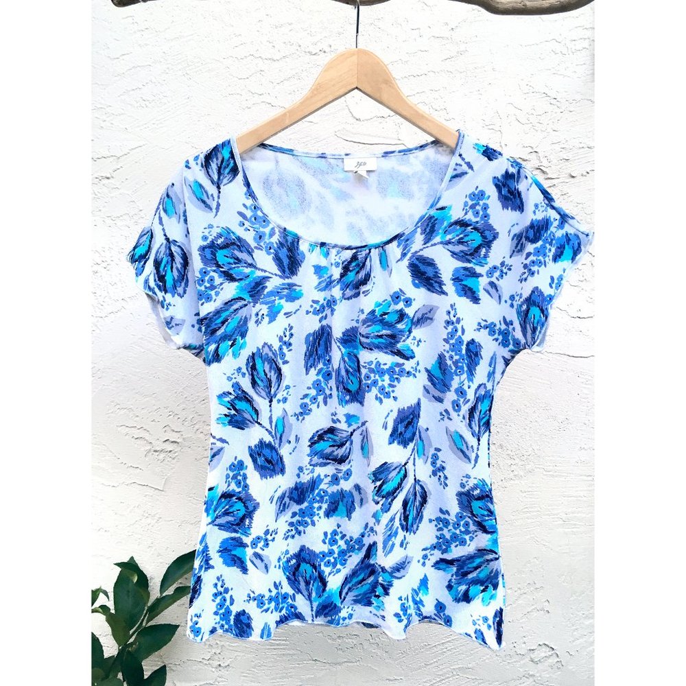 J. Jill Stretchy Blue Floral Airy Top (SP)